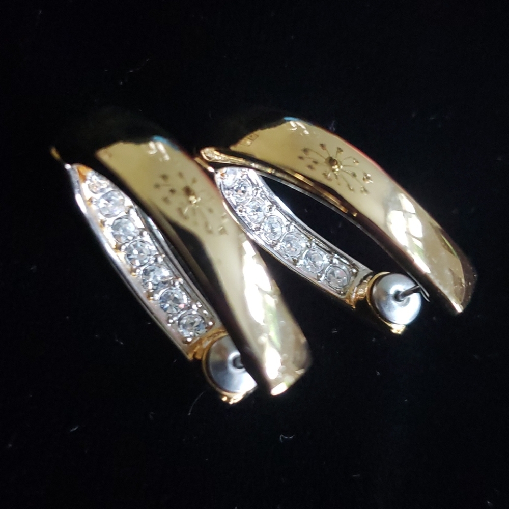 VTG Joan Rivers Gold/Rhinestone oval hoop earrings - Picture 7 of 7